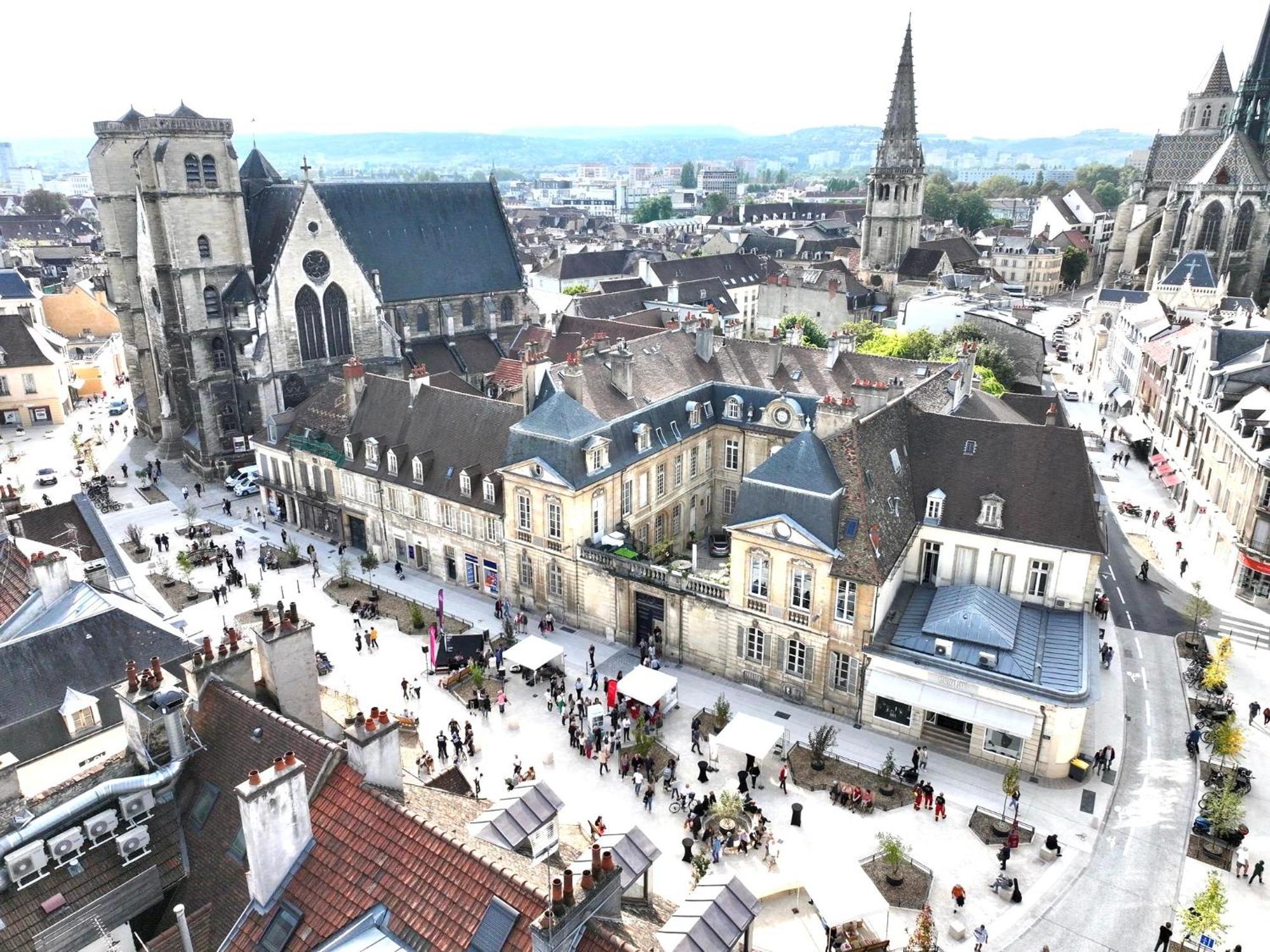 Suite - Le Monge - Dijon Centre Historique Ngoại thất bức ảnh